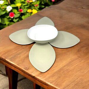 Pfaltzgraff Cappuccino‎ Stoneware Set of 4 Leaf Plates with Serving Dish